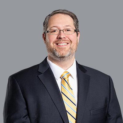 Alternative photo of Simon J. Lebo