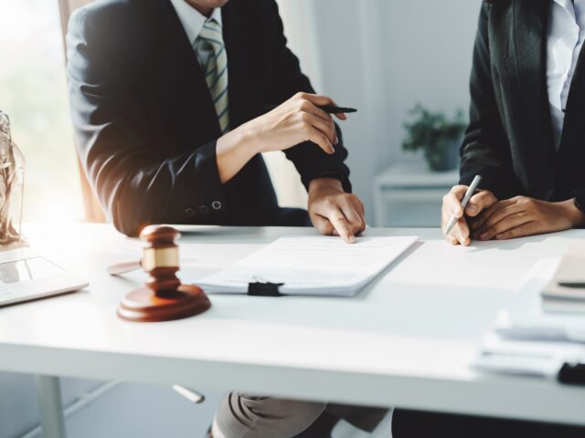 7 Common Mistakes Companies Make In Commercial Litigation