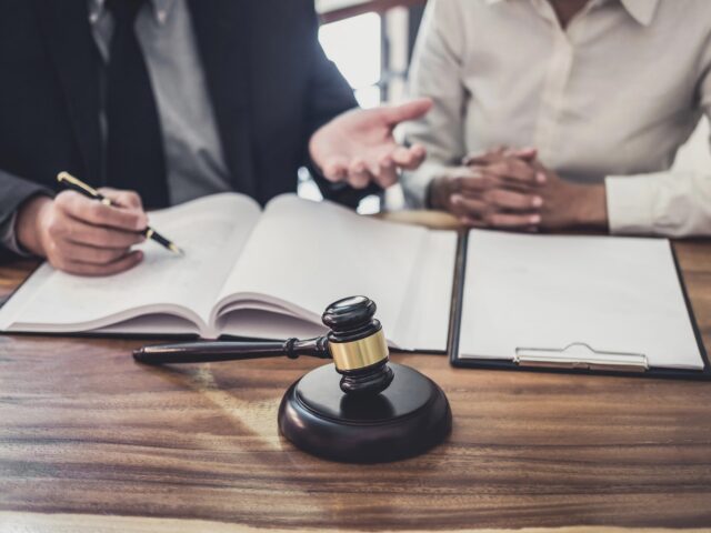 Mass Tort vs Class Action Lawsuits and How They Differ